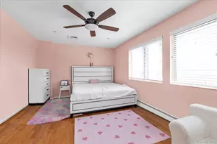 8 Branding Iron Ln, Glen Cove, NY 11542 - Photo 18