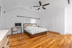 8 Branding Iron Ln, Glen Cove, NY 11542 - Photo 14