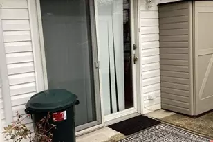 5 Evelyn Rd, Port Jefferson, NY 11776 - Photo 10