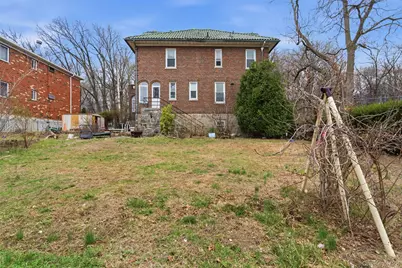 128 Parkway N, Yonkers, NY 10704 - Photo 44