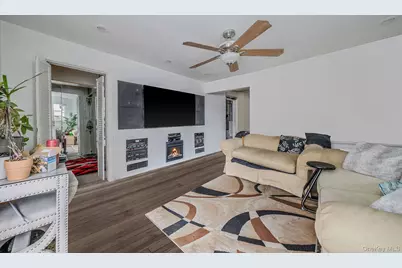 185 Woodworth Avenue, Yonkers, NY 10701 - Photo 24