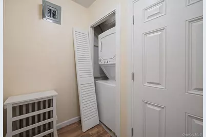 185 Woodworth Avenue, Yonkers, NY 10701 - Photo 20