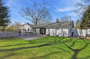 11 Shadetree Ln, Stony Brook, NY 11790 - Photo 20