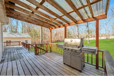 34 Giant Oak Road, Ridge, NY 11961 - Photo 14