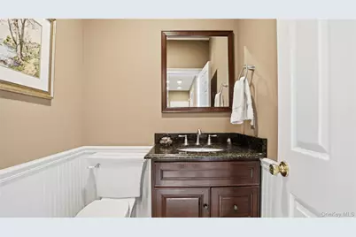 5 Clemens Court, East Setauket, NY 11733 - Photo 14