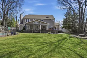 5 Clemens Ct, East Setauket, NY 11733 - Photo 32
