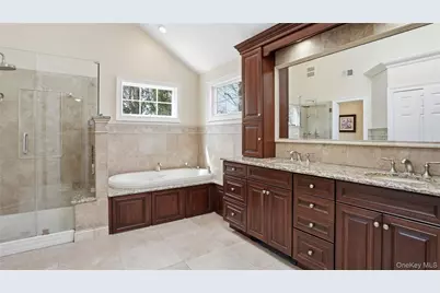 5 Clemens Court, East Setauket, NY 11733 - Photo 22