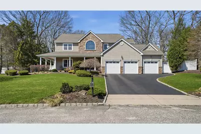 5 Clemens Court, East Setauket, NY 11733 - Photo 1