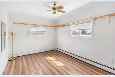 116 Red Maple Drive N, Levittown, NY 11756 - Photo 22