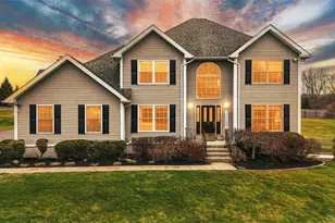 24 Dunthorne Dr, Bloomingburg, NY 12721 - Photo 1