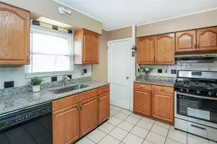 230 S King St, Elmont, NY 11003 - Photo 8
