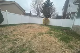 1514 Highland Ave, New Hyde Park, NY 11040 - Photo 8