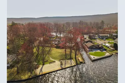 27 Windermere Avenue, Greenwood Lake, NY 10925 - Photo 38