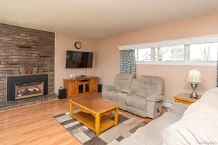 12 Crest Rd, Danbury, CT 06811 - Photo 10