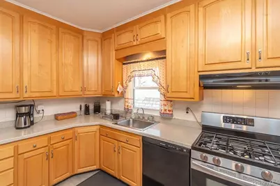 12 Crest Road, Danbury, CT 06811 - Photo 6