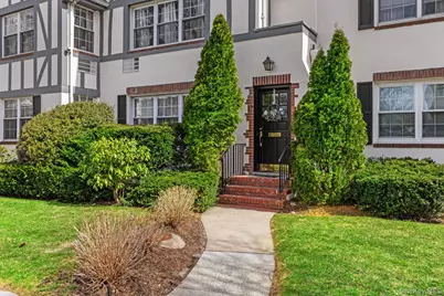 12 Lake Avenue #12, Bronxville, NY 10708 - Photo 1