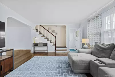 12 Lake Avenue #12, Bronxville, NY 10708 - Photo 2