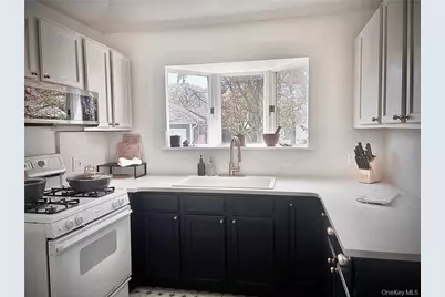 194 N Midland Avenue, Nyack, NY 10960 - Photo 8