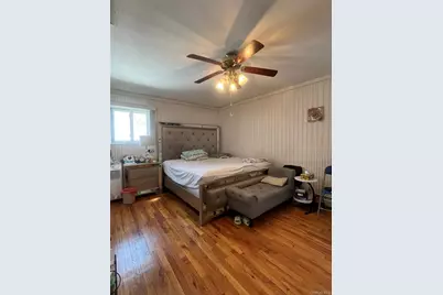 64 Todd Court, Huntington Station, NY 11746 - Photo 8