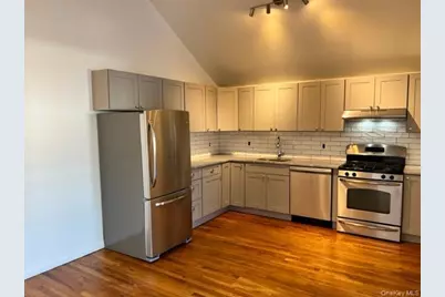 1305 Balcom Avenue, Bronx, NY 10461 - Photo 8