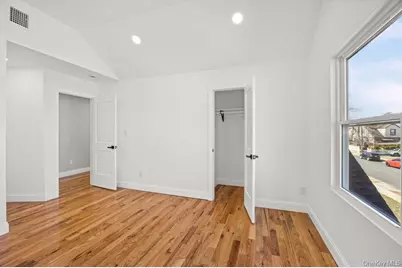 19 Rugby Road, Merrick, NY 11566 - Photo 20