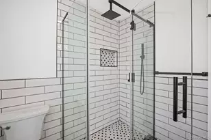 19 Rugby Rd, Merrick, NY 11566 - Photo 24