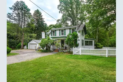 23 Pinetree Lane, Old Westbury, NY 11568 - Photo 1