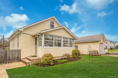 1 William Street, East Northport, NY 11731 - Photo 1