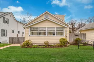 1 William St, East Northport, NY 11731 - Photo 2