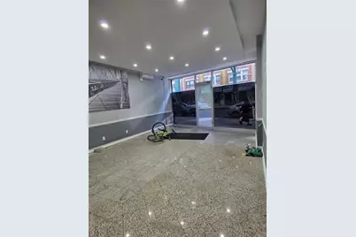 10415 Jamaica Avenue, Richmond Hill, NY 11418 - Photo 2