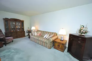 682 Tuckahoe Rd, Yonkers, NY 10710 - Photo 4