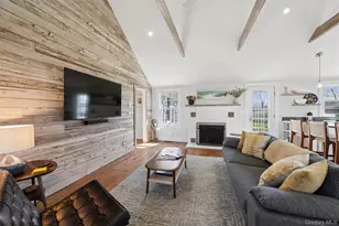 250 Oak Rd, New Suffolk, NY 11956 - Photo 2