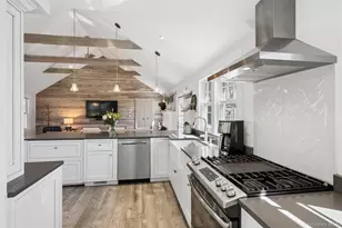 250 Oak Rd, New Suffolk, NY 11956 - Photo 4