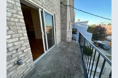 1307 Balcom Avenue, Bronx, NY 10461 - Photo 8