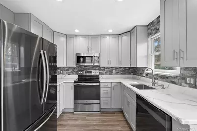 1774 Franklin Avenue, East Meadow, NY 11554 - Photo 6