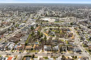 1774 Franklin Ave, East Meadow, NY 11554 - Photo 22