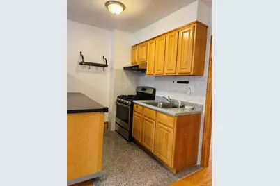 31-39 30th Street #2Fl, Astoria, NY 11106 - Photo 6