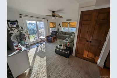 10 Hayes Road, Amityville, NY 11701 - Photo 6