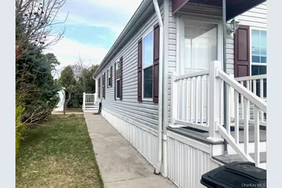 1661 Old Country Road #348, Riverhead, NY 11901 - Photo 2