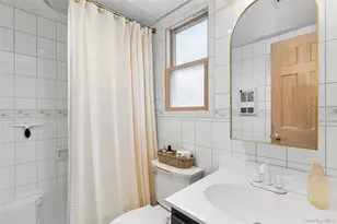 1050 Pine Ave, Southold, NY 11971 - Photo 14