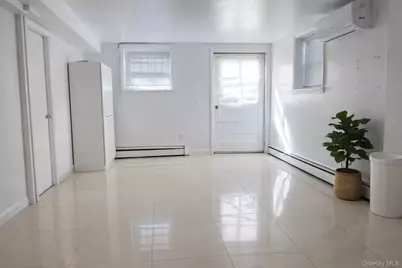 85-60 261st Street, Floral Park, NY 11001 - Photo 8