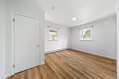 653 Meadow Road, Smithtown, NY 11787 - Photo 16