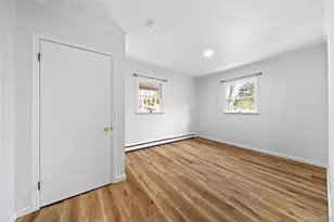 653 Meadow Rd, Smithtown, NY 11787 - Photo 16