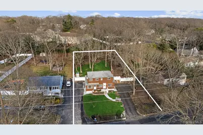 653 Meadow Road, Smithtown, NY 11787 - Photo 6