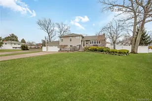 130 West Dr, Massapequa, NY 11758 - Photo 2