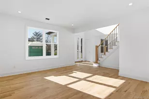 16 Otsego Pl, Jericho, NY 11753 - Photo 12