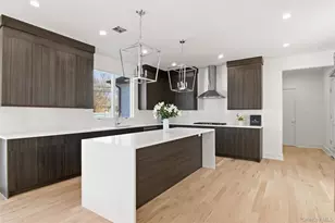 16 Otsego Pl, Jericho, NY 11753 - Photo 22