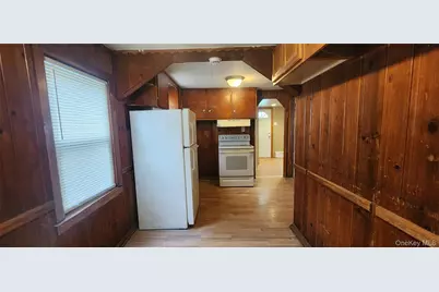 51 Hackensack Road, Mastic Beach, NY 11951 - Photo 10