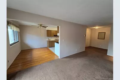 10 Oakwood Terrace #26, New Windsor, NY 12553 - Photo 4