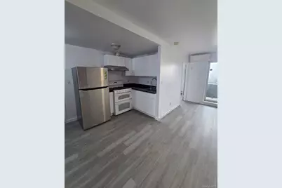 140-37 Cherry Avenue #8A, Flushing, NY 11355 - Photo 2